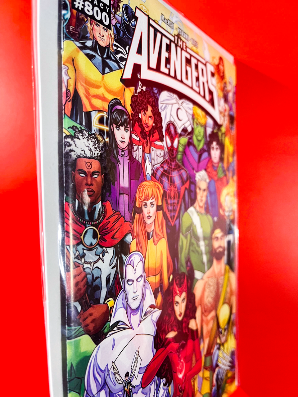 The Avengers #34 | Russell Dauterman Cover
