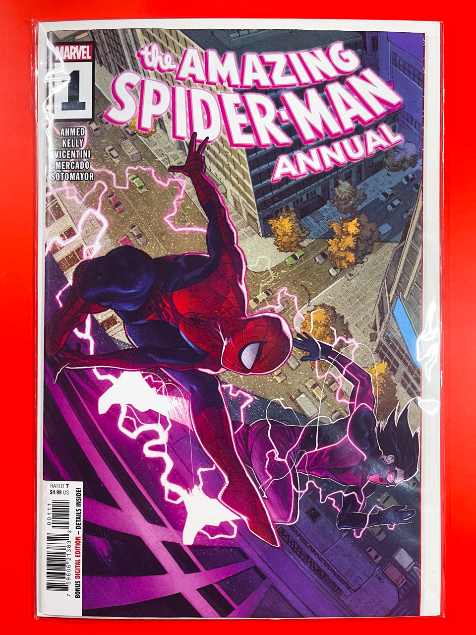 The Amazing Spider-Man Annual #1 | Francesco Mobili Cover