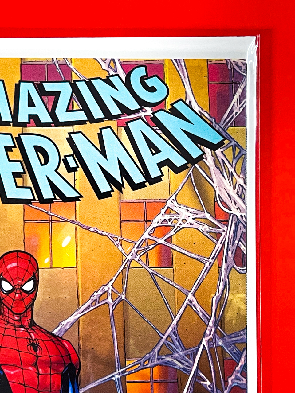 Top right corner of The Amazing Spider-Man #1 | David Marquez Cover