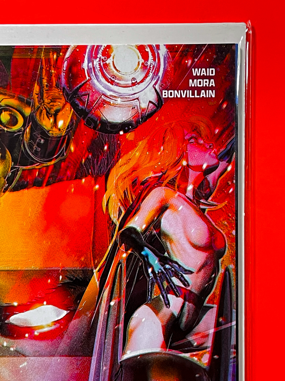 Top right corner of Justice League Unlimited #16 | John Giang Cover