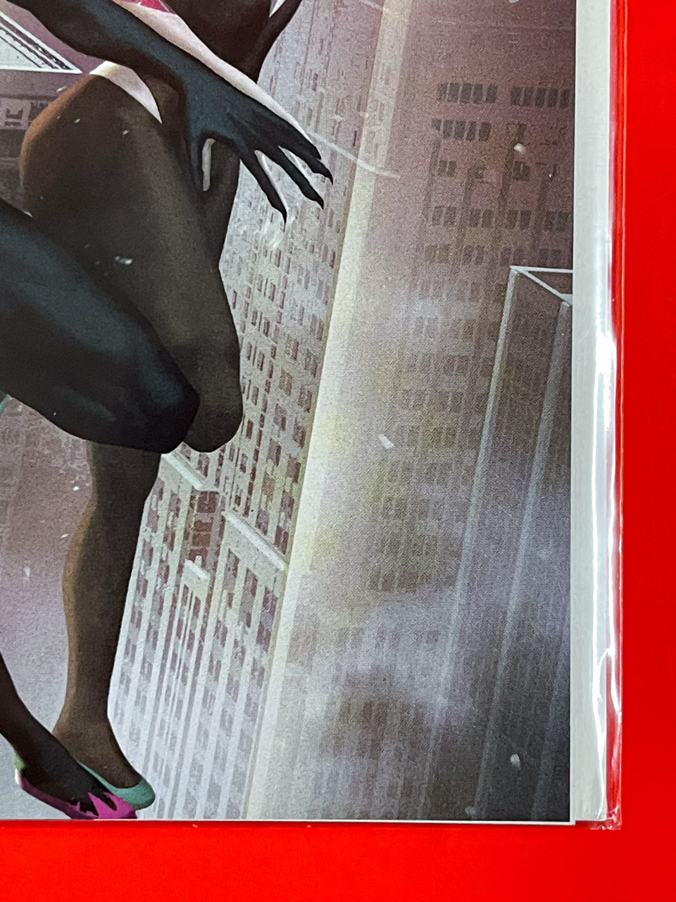 Bottom right corner of The Amazing Spider-Man #52 | Ejikure Cover